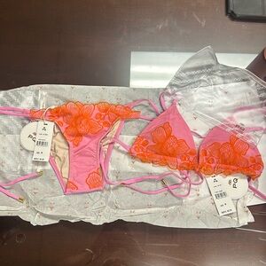 Brand New never been worn PQ swim string bikini